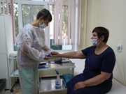 Половина иркутских учителей поставили вакцину от коронавируса