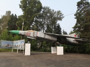 На территории иркутской школы № 21 установят самолет «МИГ-23»