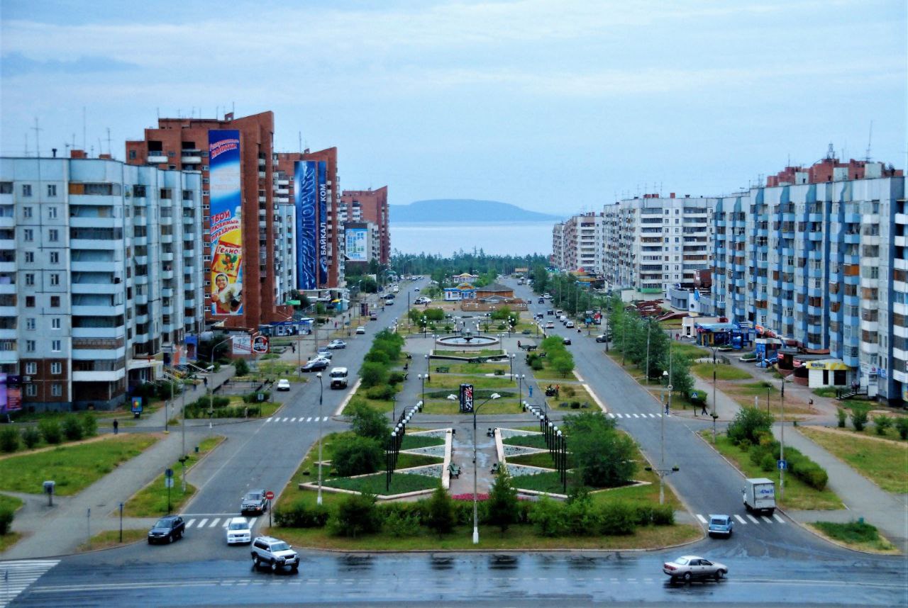 Мо город братск. Братск город. Братск фото города. Город Братск картинки для детей. Старый город Братск.