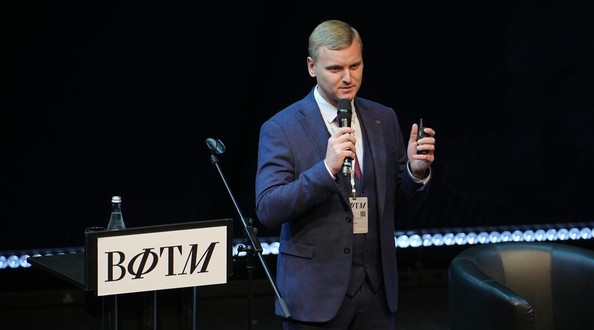 андрей стрельцов