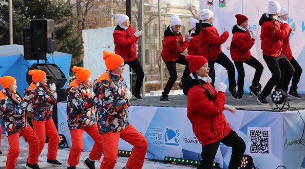Ледовый фестиваль «Иркутский алфавит» стартовал в сквере имени Кирова