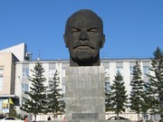Японская писательница рассказала о Ленине и статуе-персике в Бурятии