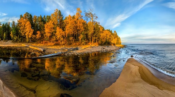 Топ- 5 уникальных мест для осеннего отдыха на Байкале