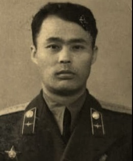 або