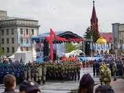 Иркутск украшают к Дню Победы
