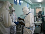 В Иркутской области продлили региональные выплаты работникам ковидных госпиталей