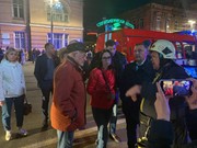На место пожара в центре Иркутска прибыл губернатор Игорь Кобзев