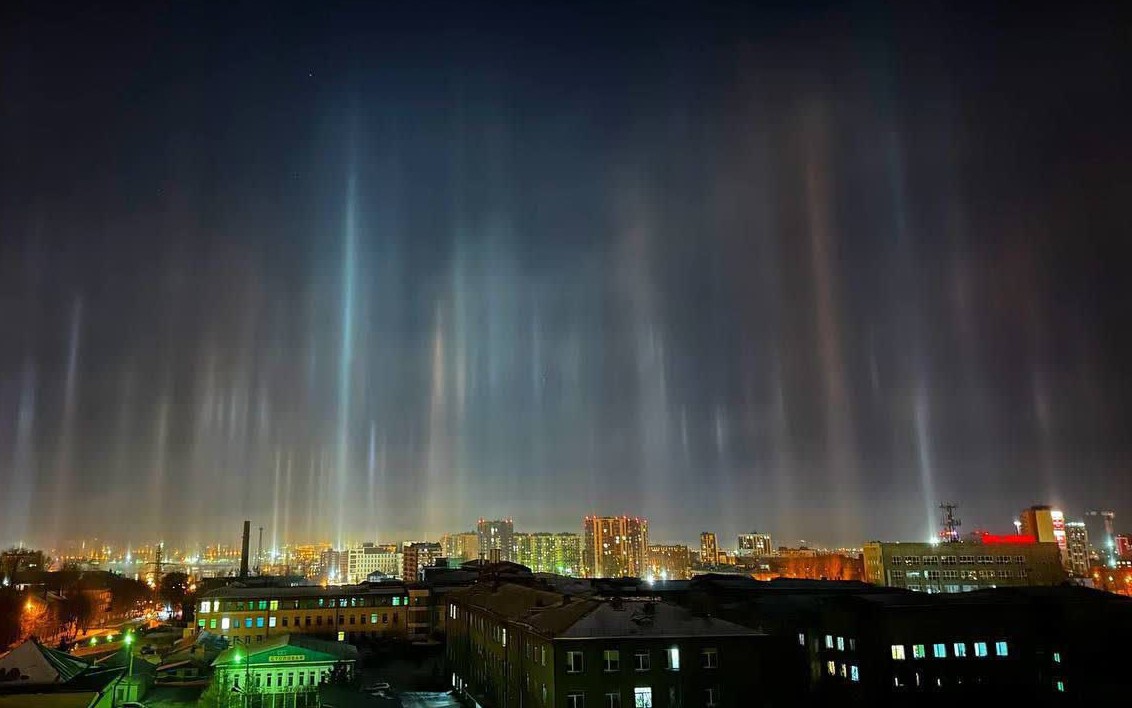 Световые столбы наблюдали иркутяне в ночь на 30 ноября