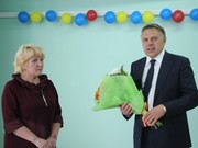 Ангарская общественница получила почетный знак за вклад в развитие города