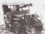 В Железногорске-Илимском восстанавливают автомобиль "Виллис" военных лет