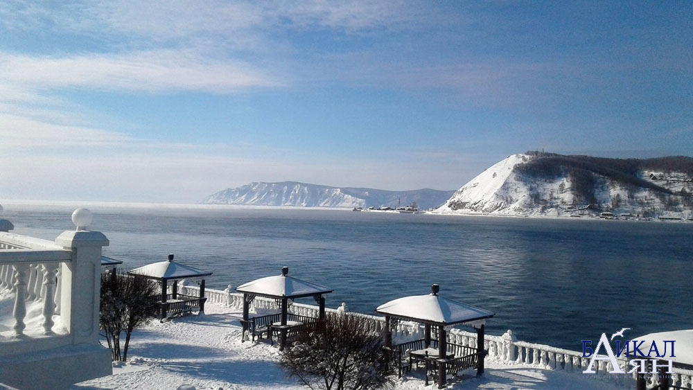 Листвянка вошла в топ самых дорогих направлений для декабрьского отдыха на Байкале