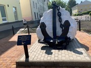 В Ангарске установили памятный знак военным морякам 